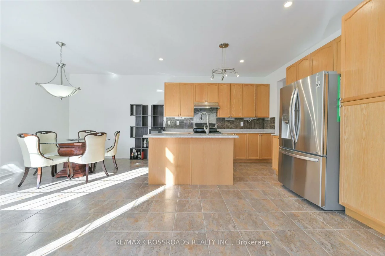 76, Shady Oaks, Cornell, Markham