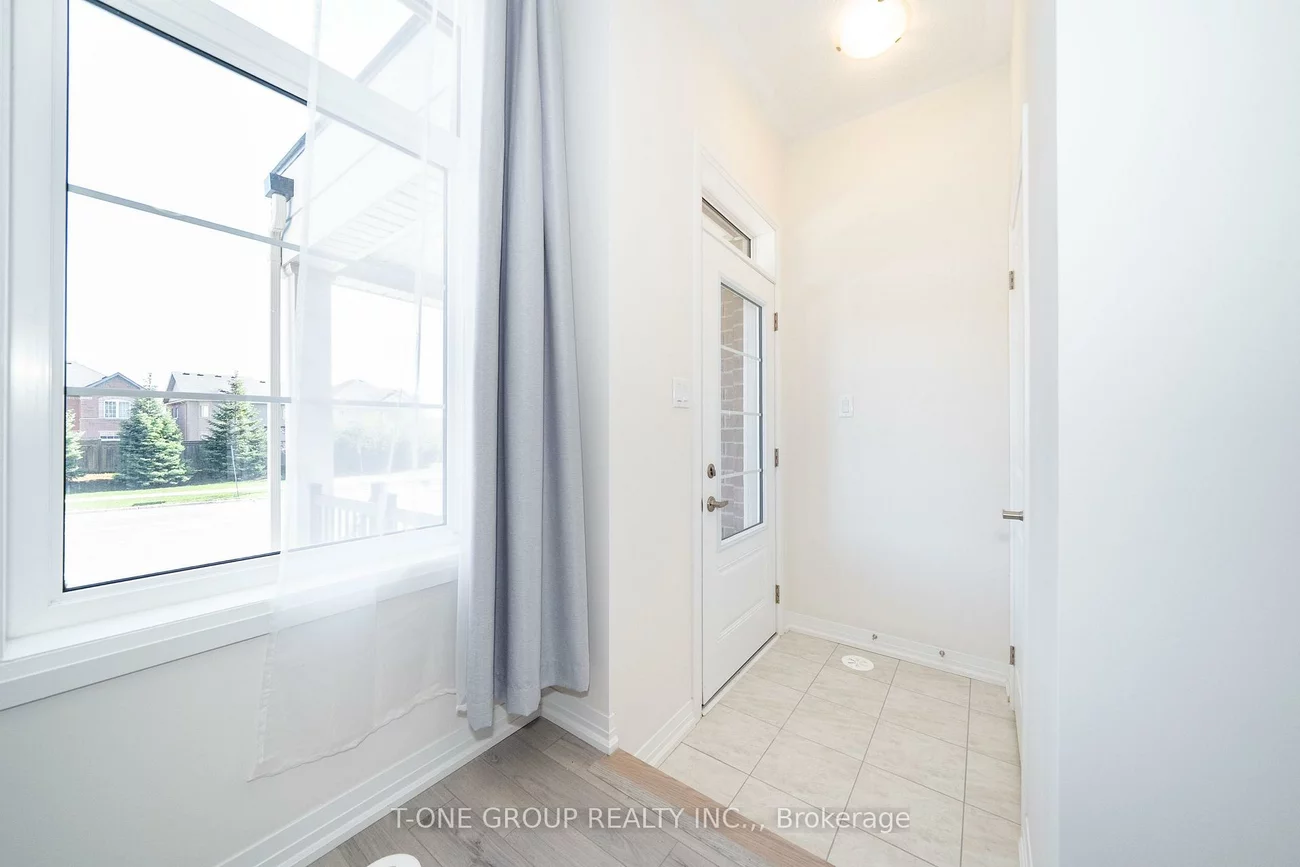 9, Carneros, Cedar Grove, Markham