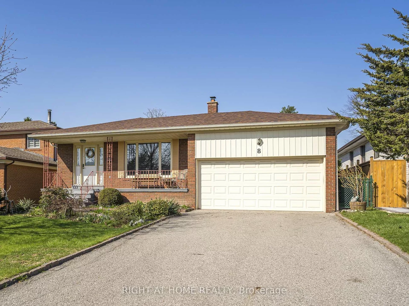 8, Mira, Thornhill, Markham