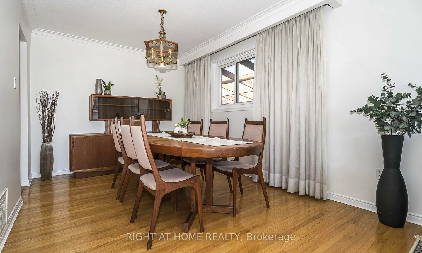 8, Mira, Thornhill, Markham