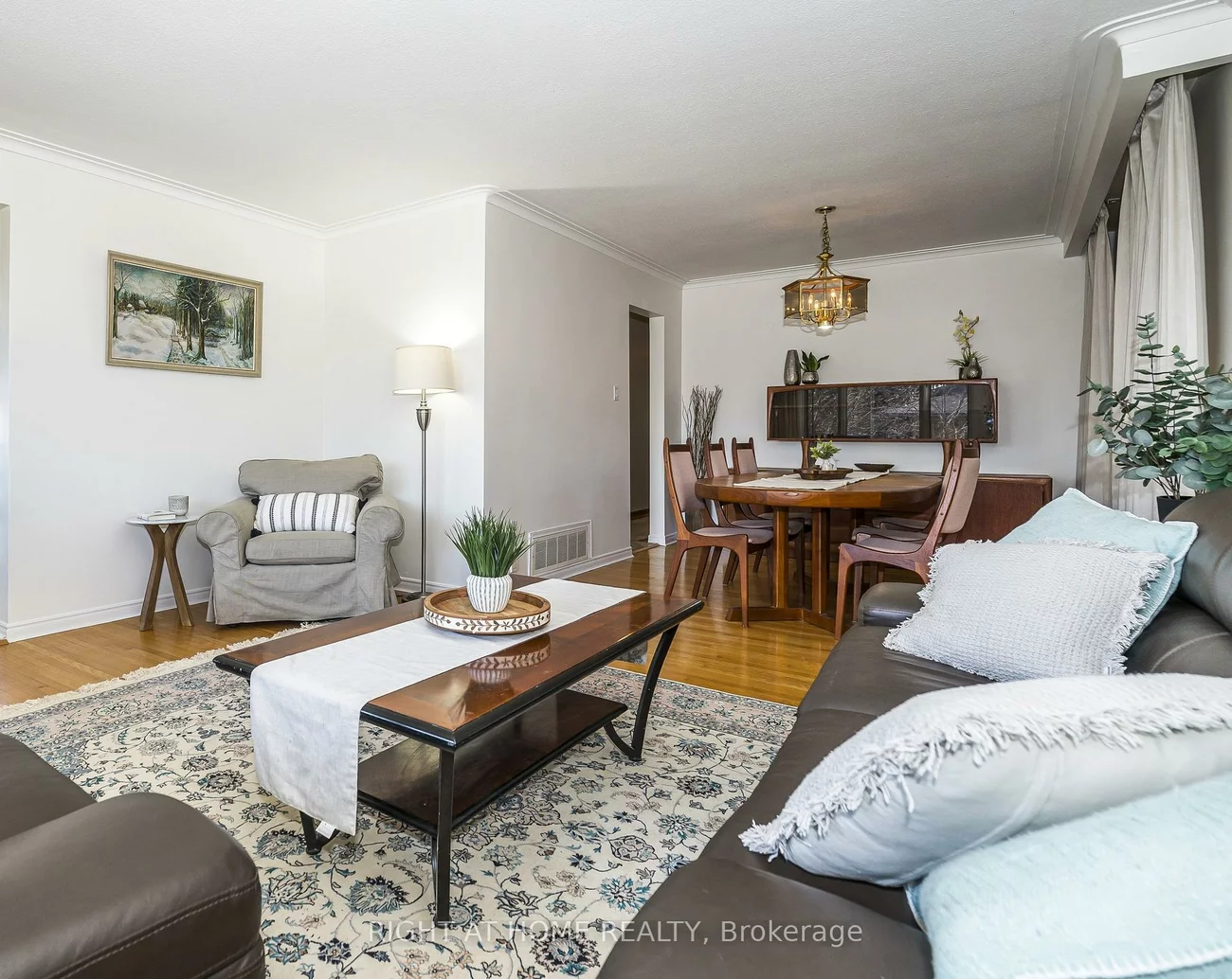 8, Mira, Thornhill, Markham