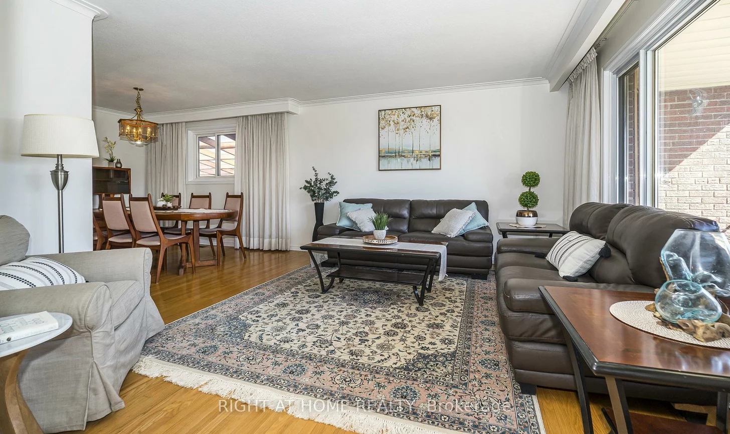 8, Mira, Thornhill, Markham