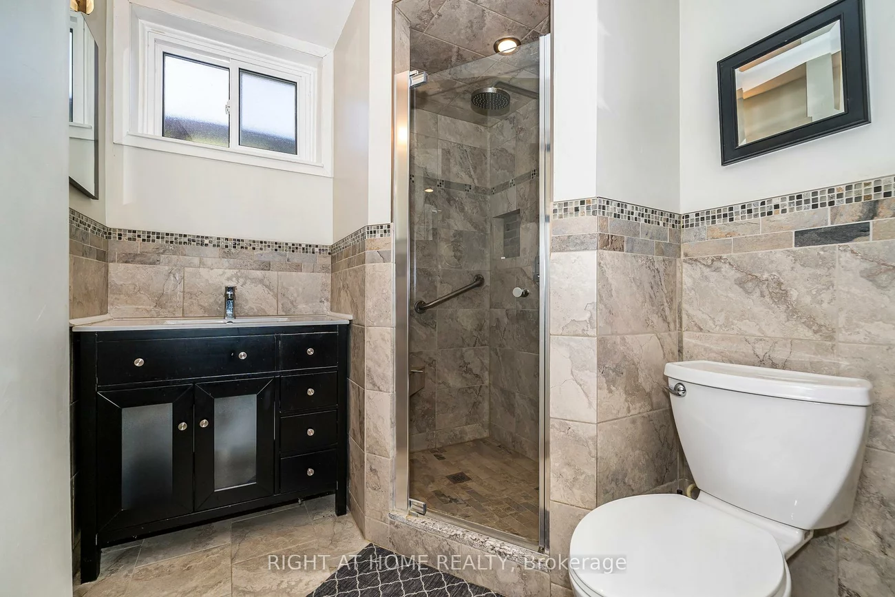 8, Mira, Thornhill, Markham