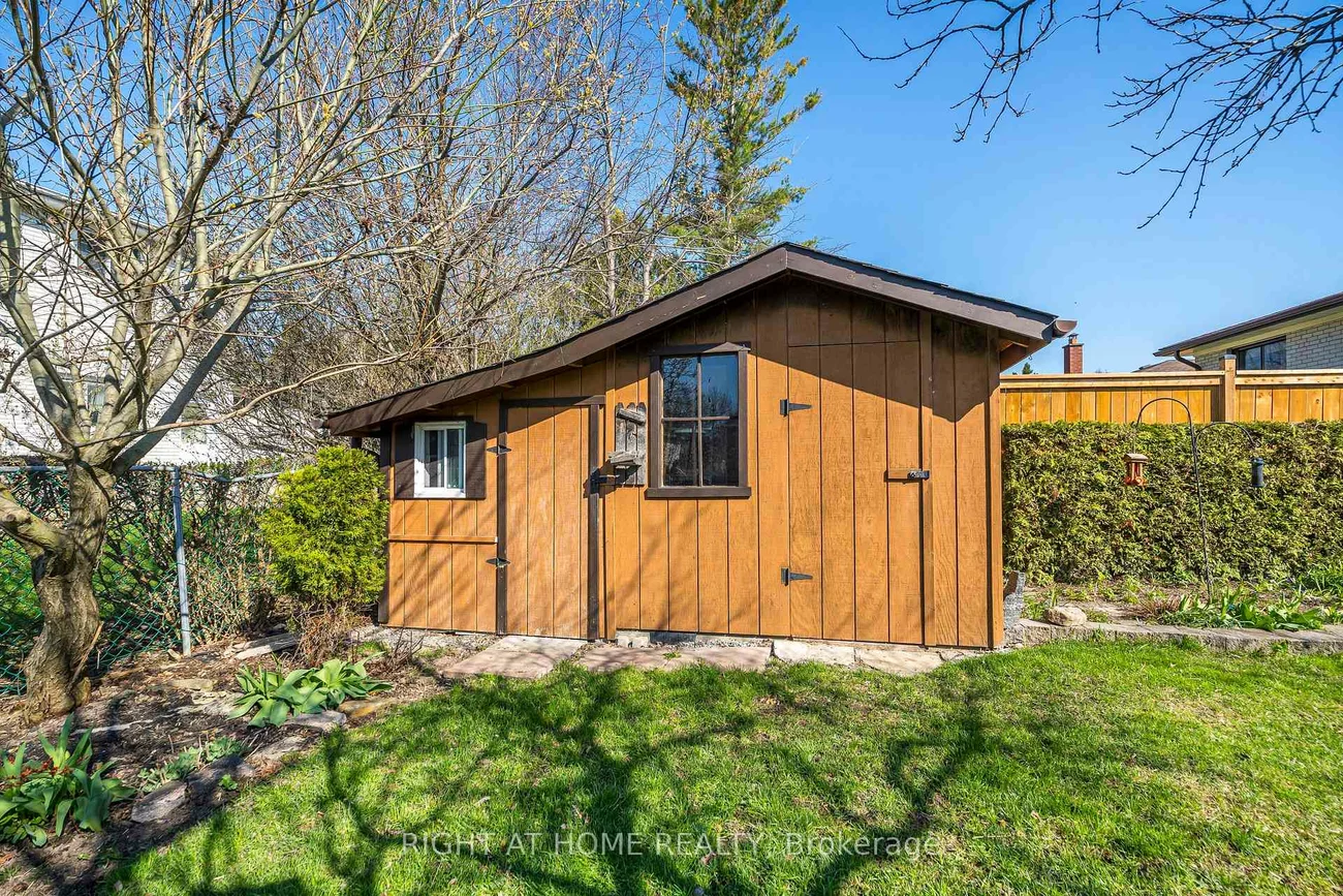 8, Mira, Thornhill, Markham