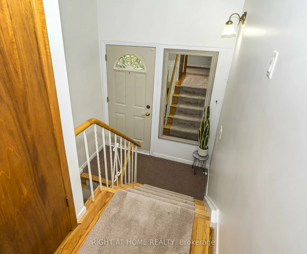 8, Mira, Thornhill, Markham