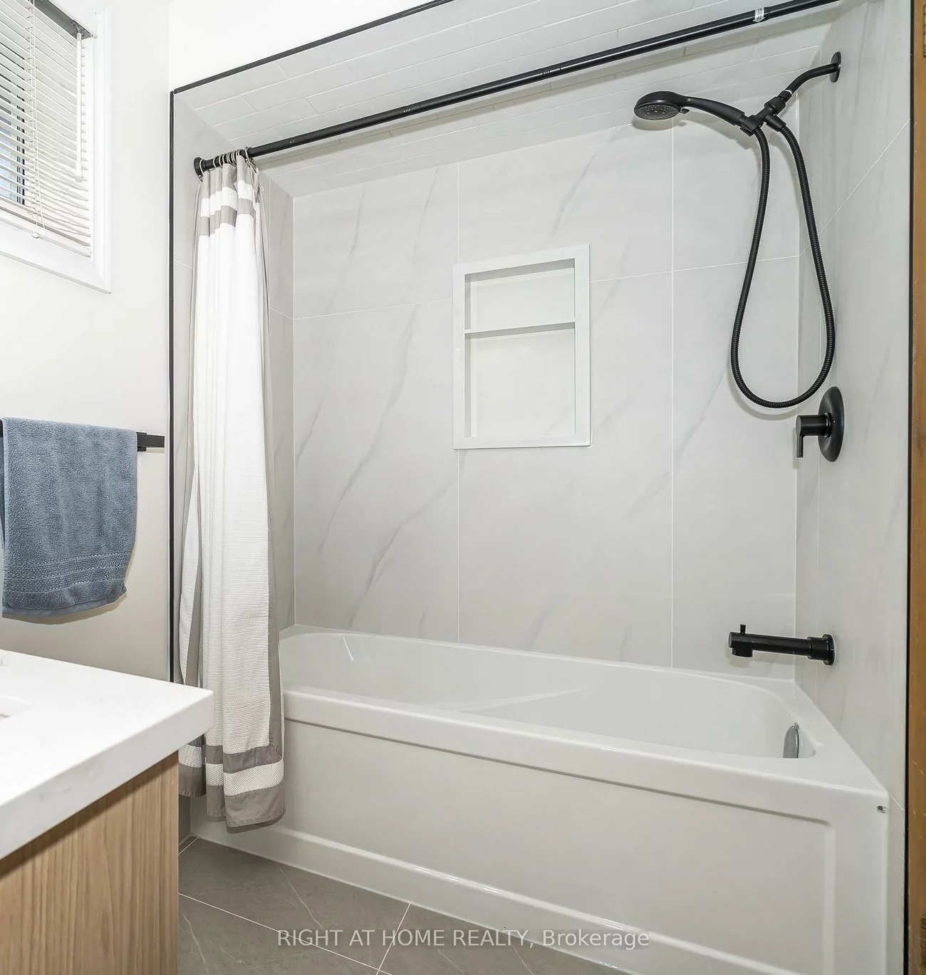 8, Mira, Thornhill, Markham