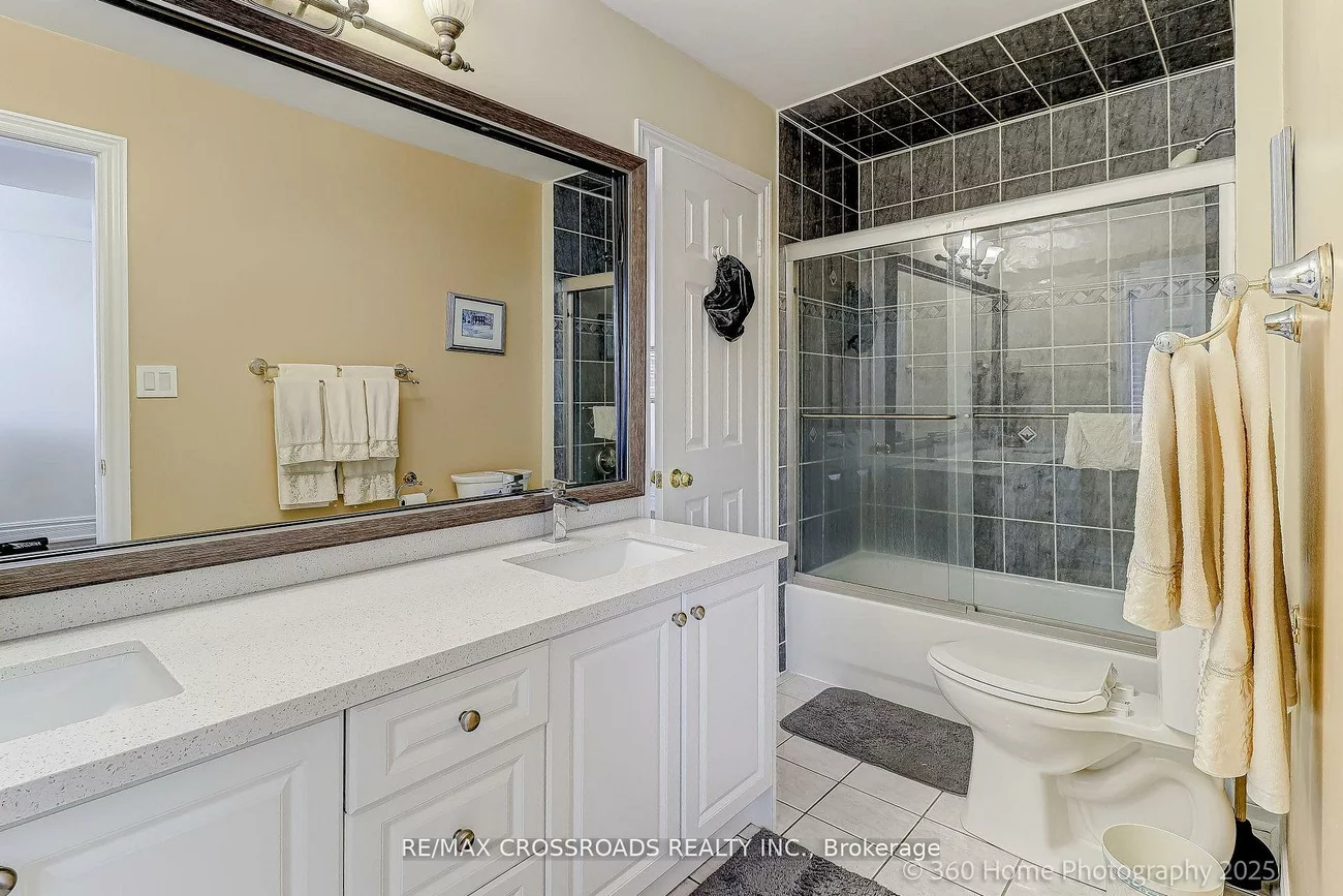 2, Mumberson, Cachet, Markham