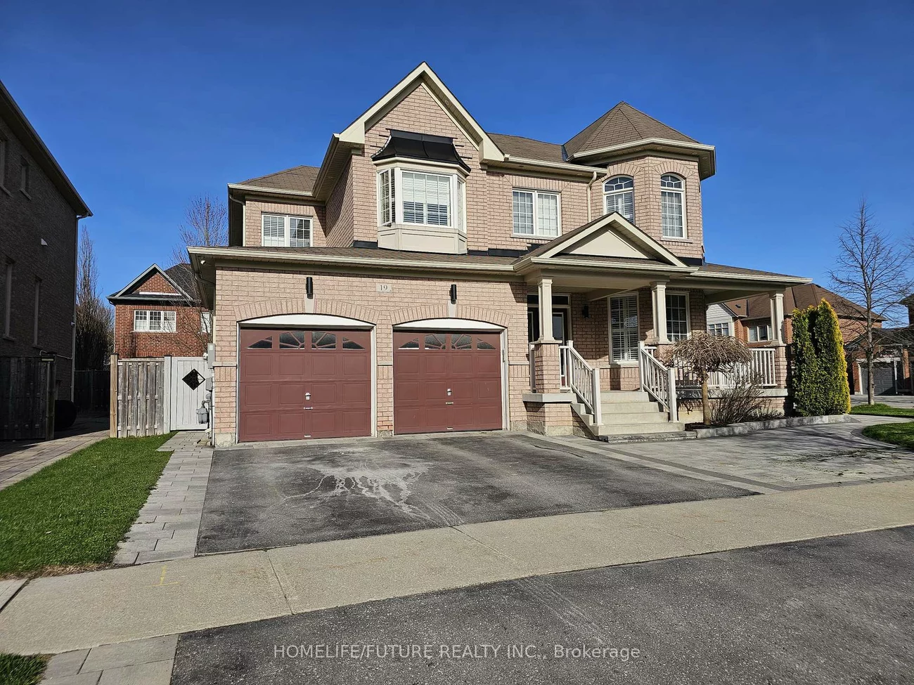 4572, 14th, Milliken Mills East, Markham