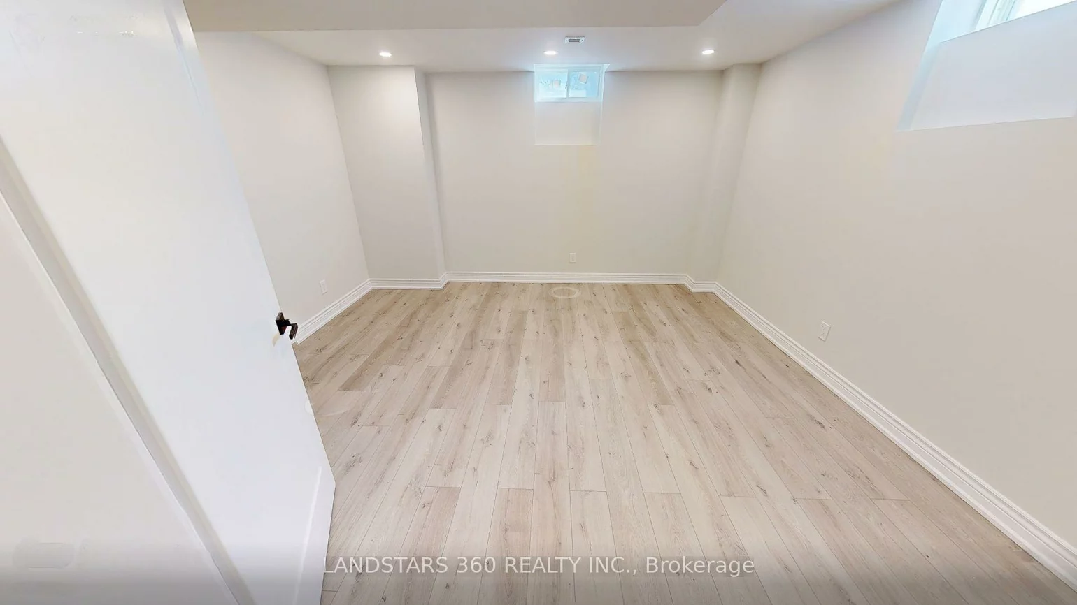 1, Eastern Skies, Wismer, Markham