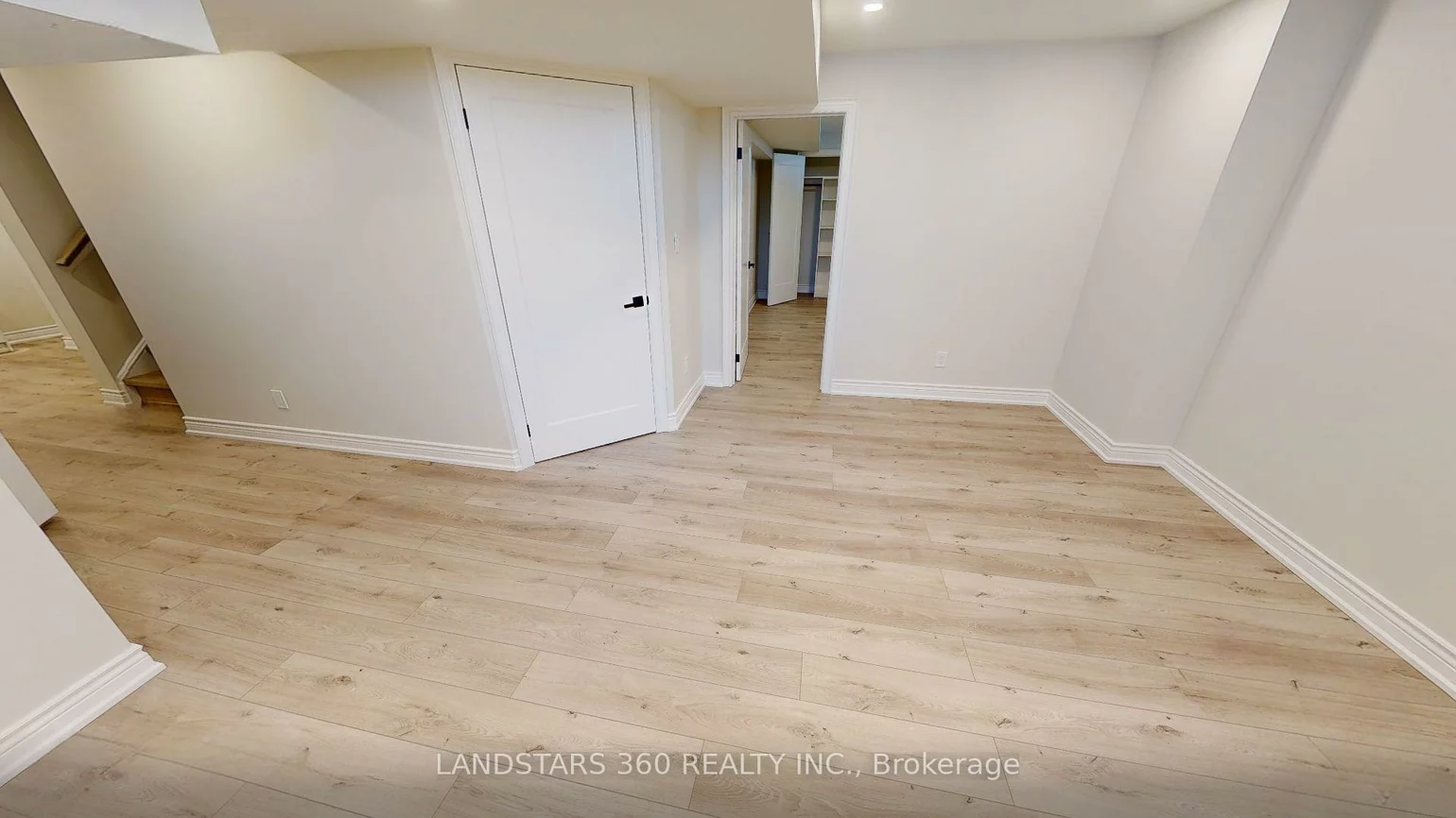 1, Eastern Skies, Wismer, Markham