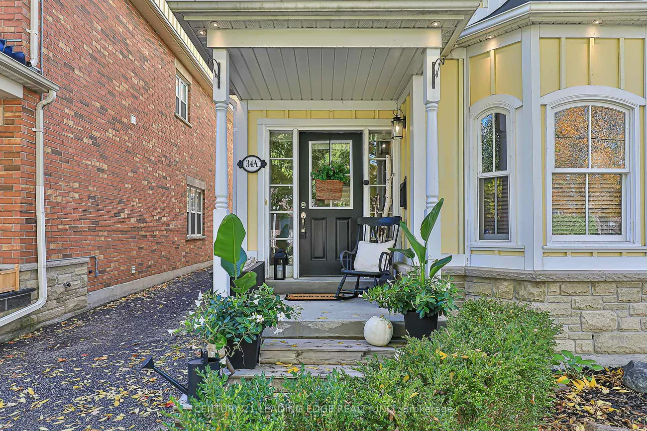 34A, WASHINGTON, Old Markham Village, Markham