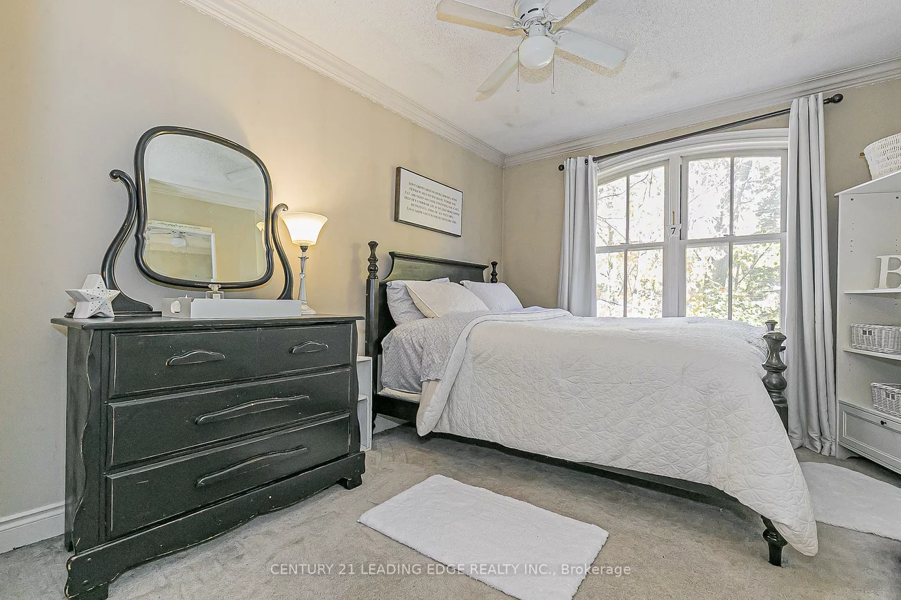 34A, WASHINGTON, Old Markham Village, Markham