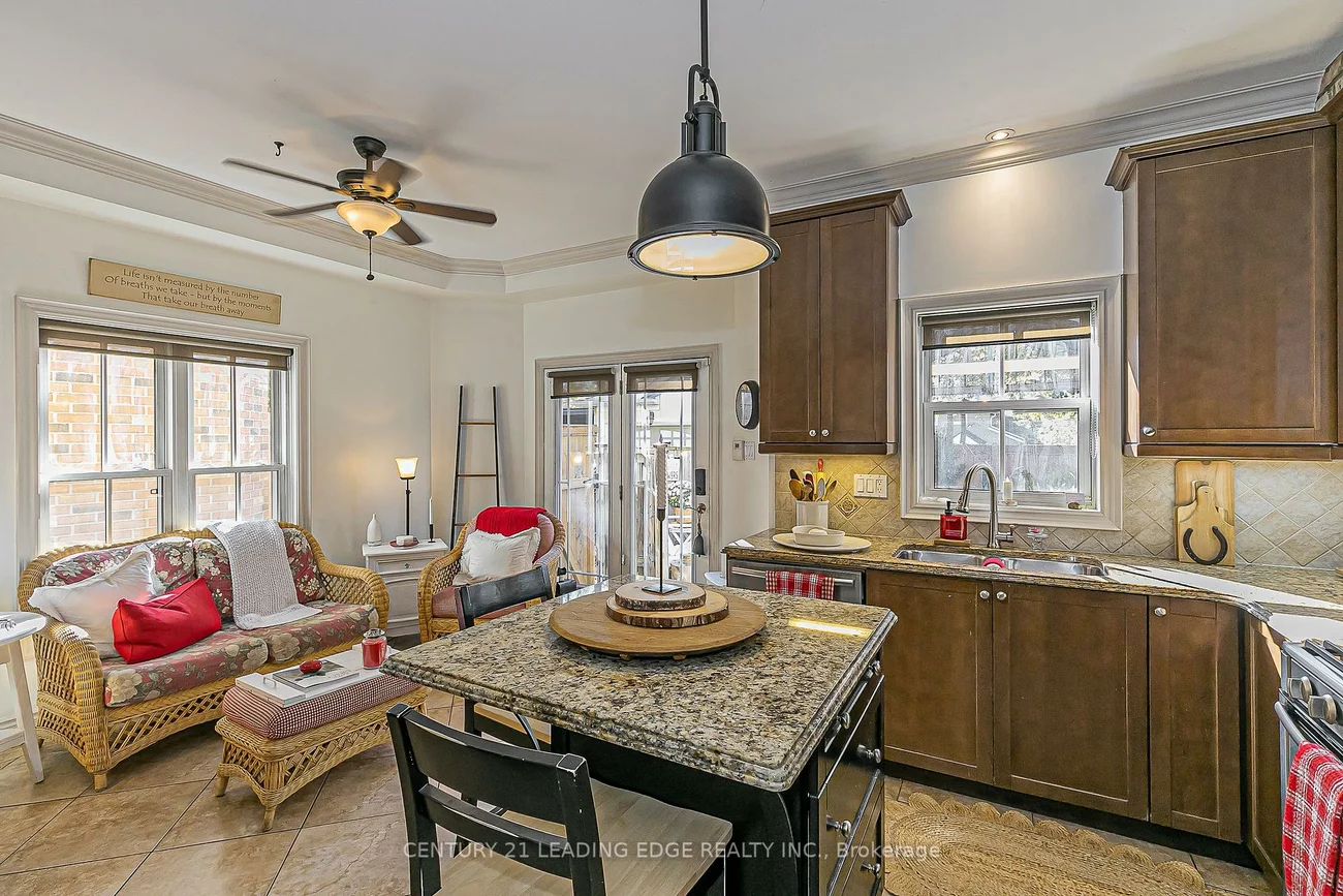 34A, WASHINGTON, Old Markham Village, Markham