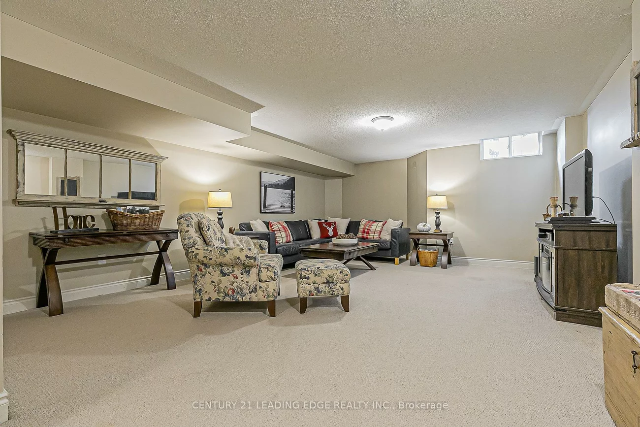 34A, WASHINGTON, Old Markham Village, Markham