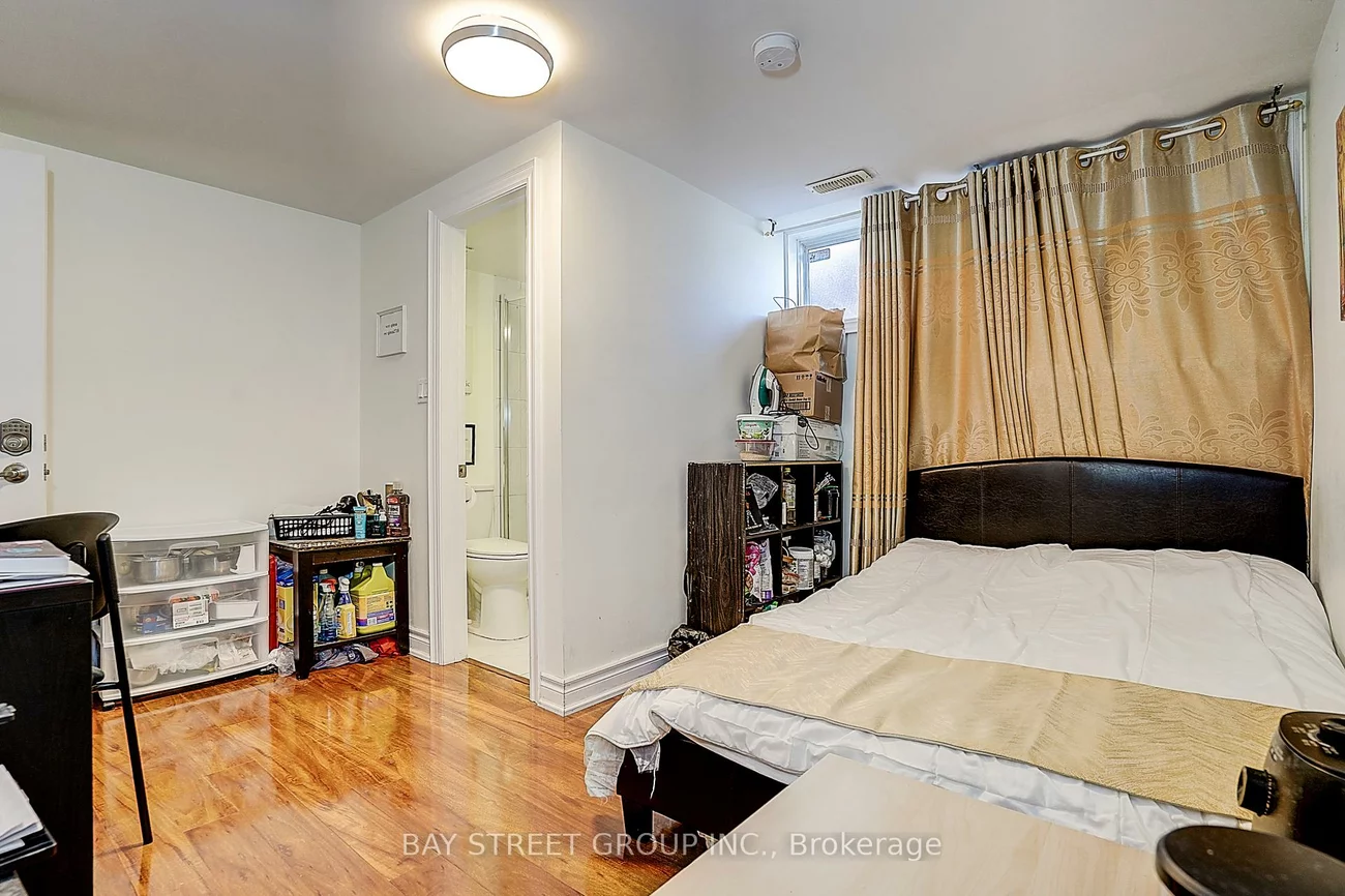 93, Clark, Thornhill, Markham