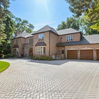 12, Old English, Bayview Glen, Markham