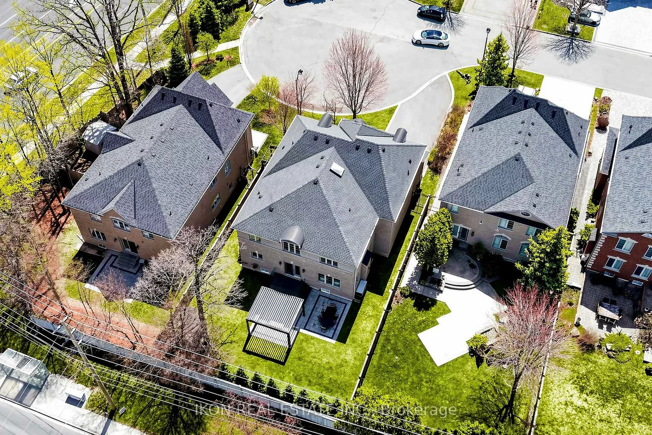 20, 16th, Unionville, Markham