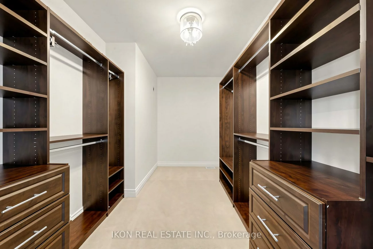 20, 16th, Unionville, Markham