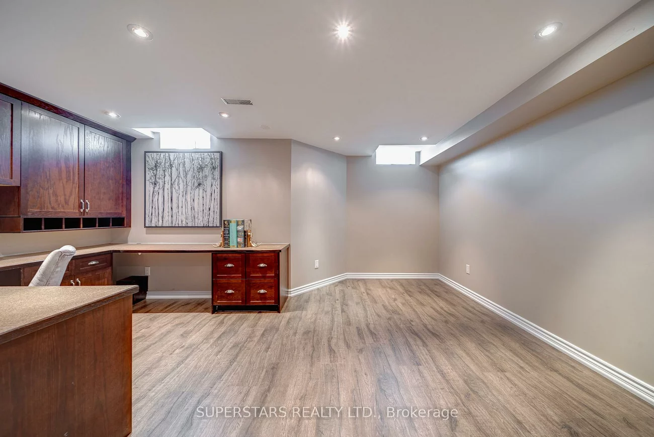 35, Cornell Park, Cornell, Markham