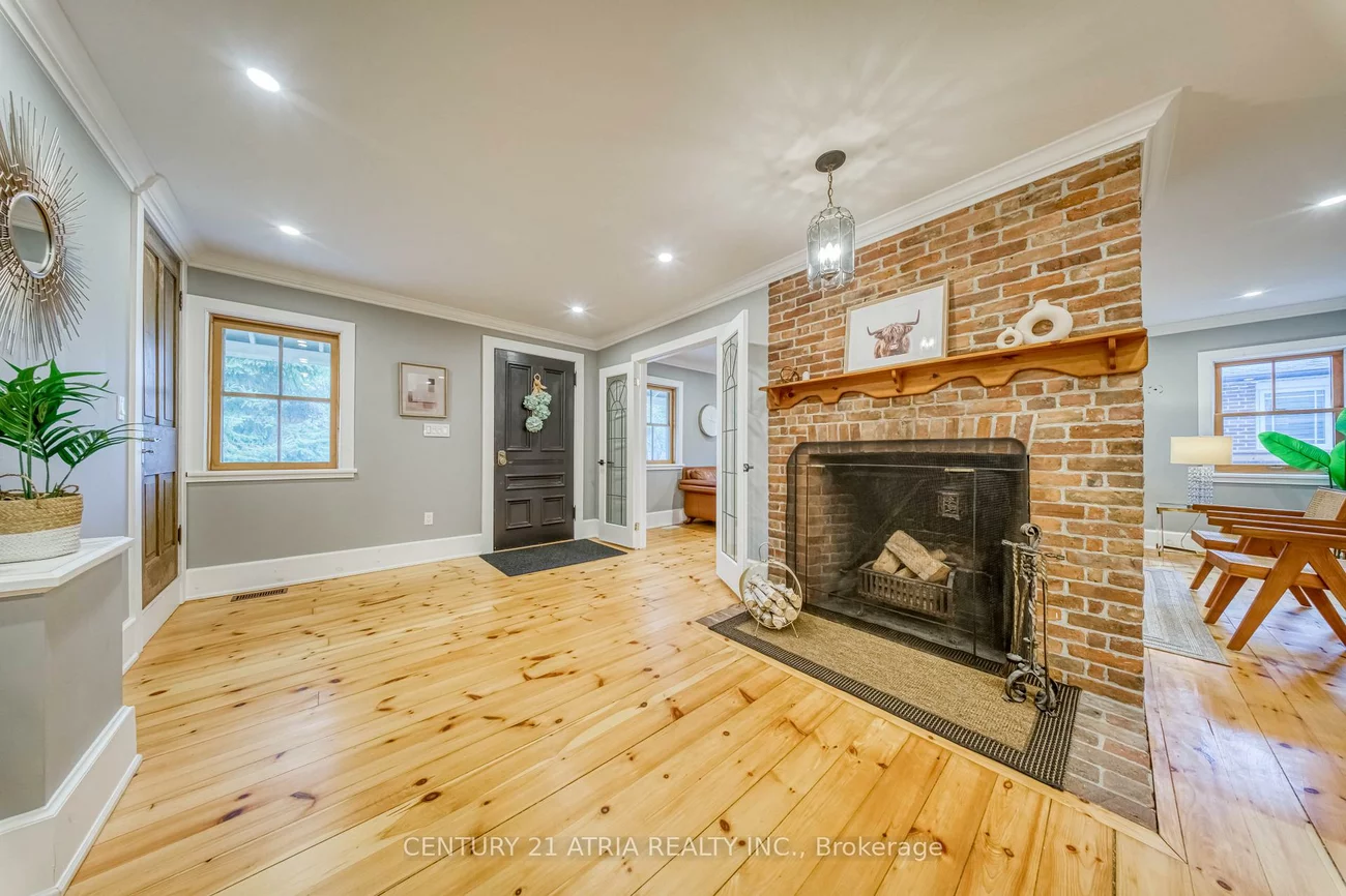 101, Clark, Thornhill, Markham