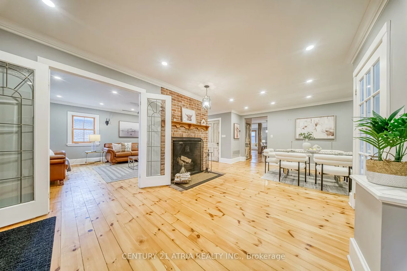 101, Clark, Thornhill, Markham