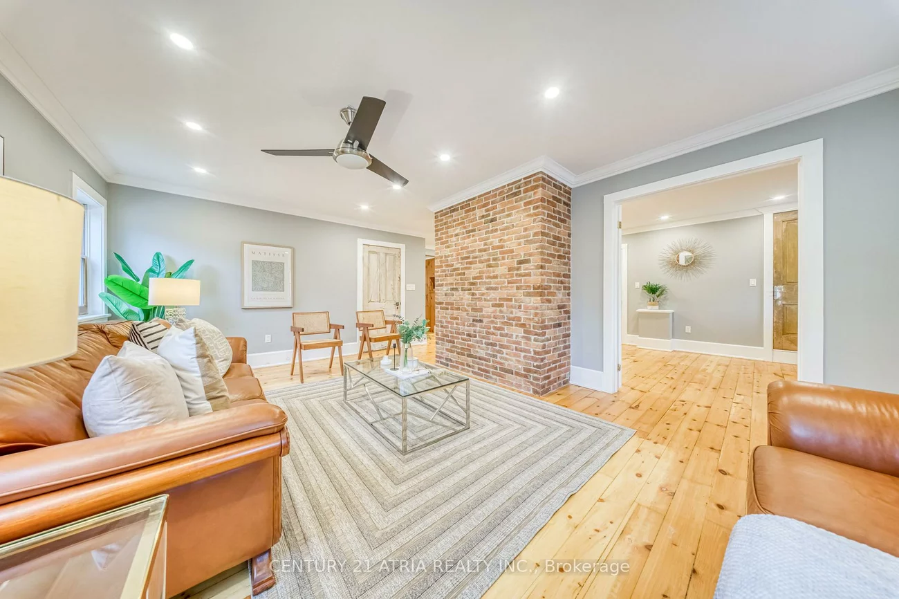101, Clark, Thornhill, Markham