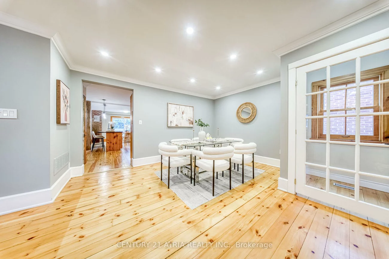 101, Clark, Thornhill, Markham