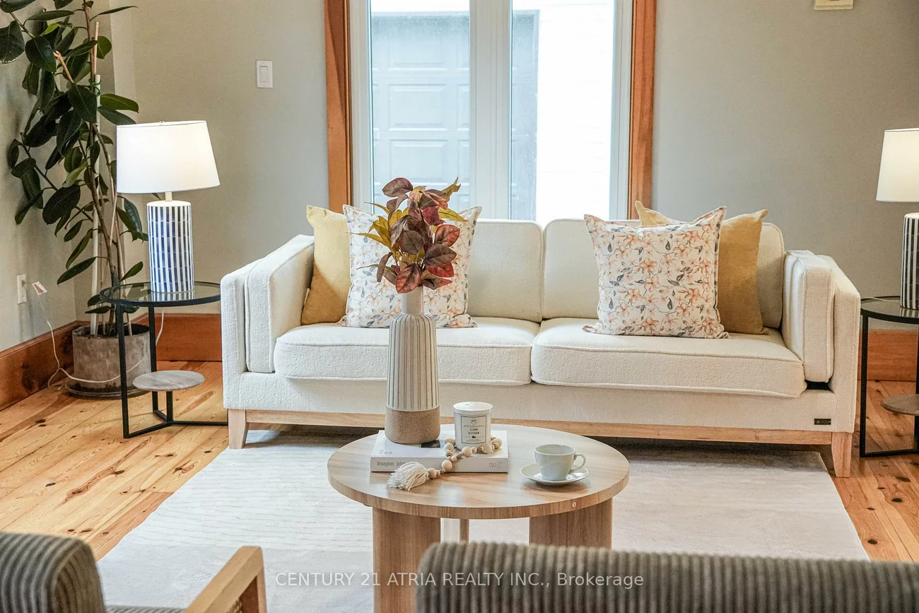 101, Clark, Thornhill, Markham