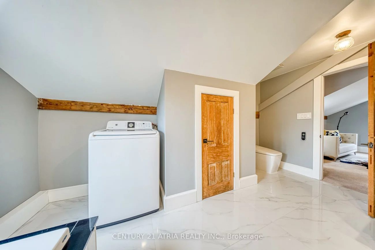 101, Clark, Thornhill, Markham