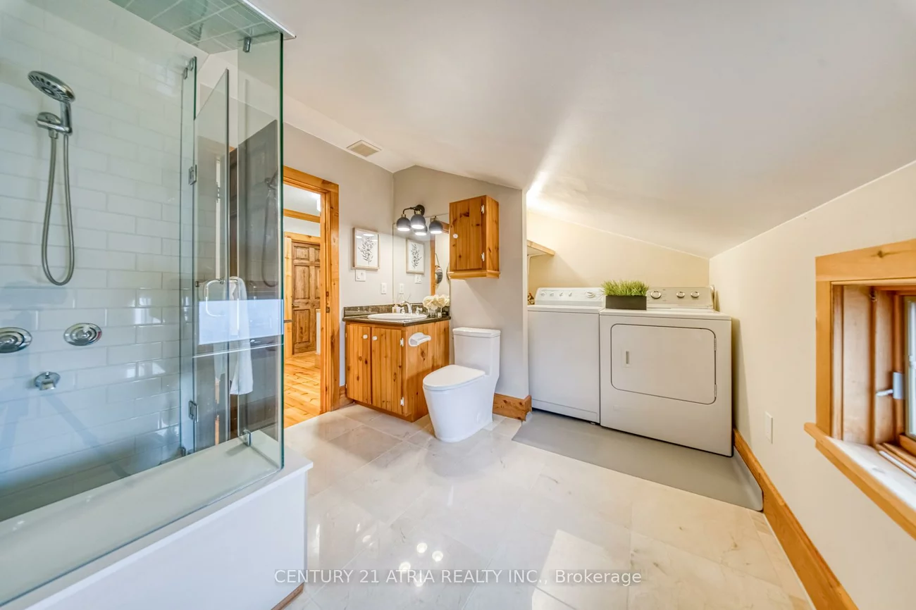 101, Clark, Thornhill, Markham