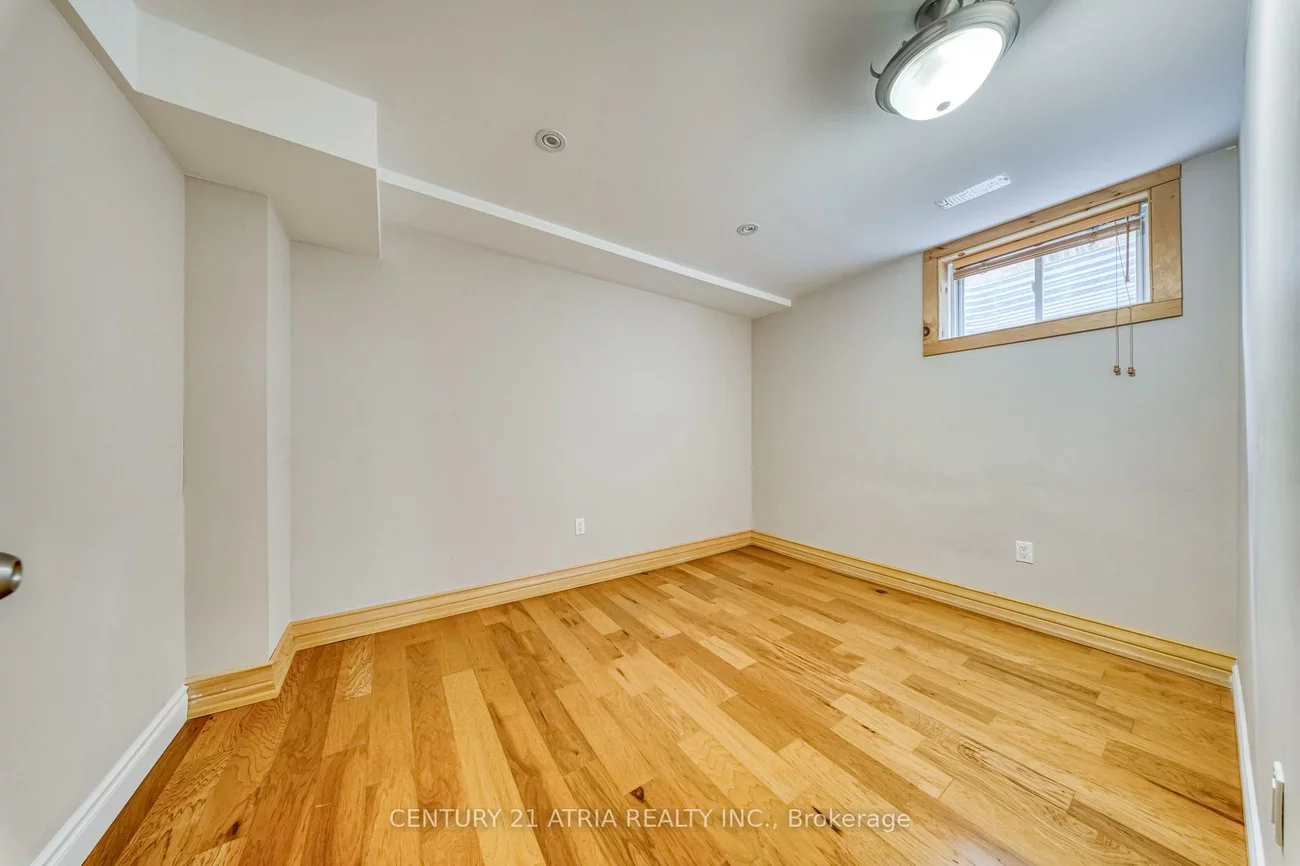 101, Clark, Thornhill, Markham