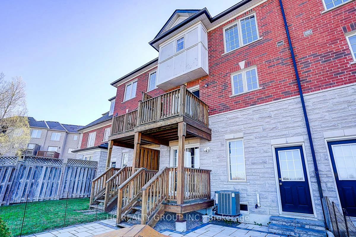 20, Prince Charles, Berczy, Markham