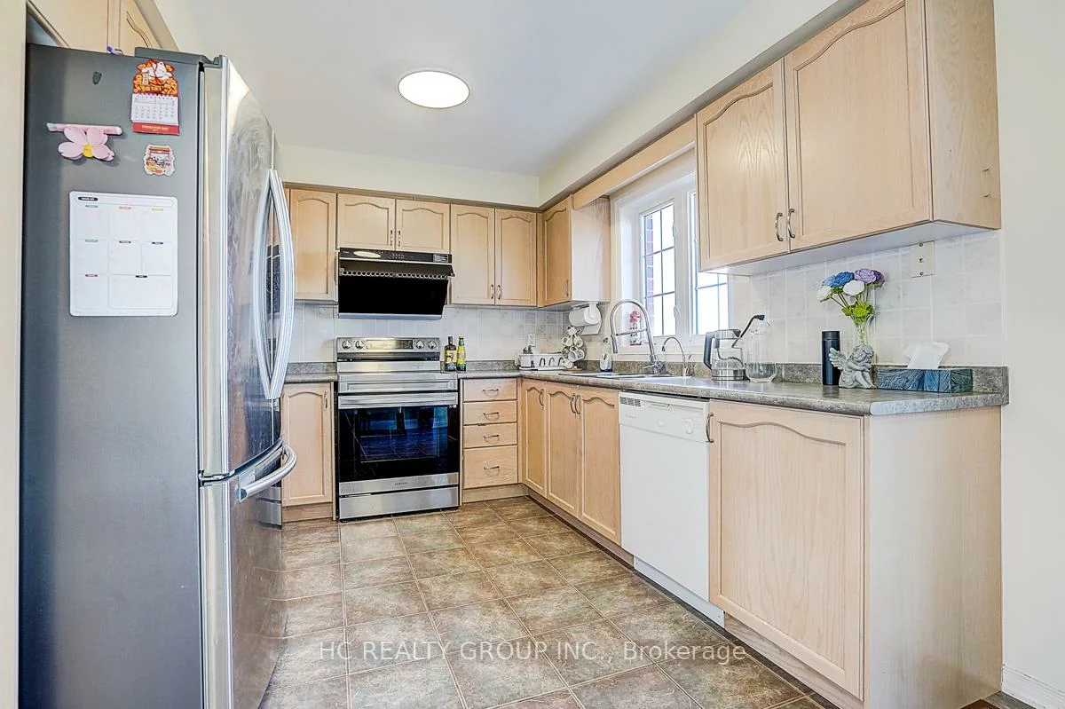 20, Prince Charles, Berczy, Markham