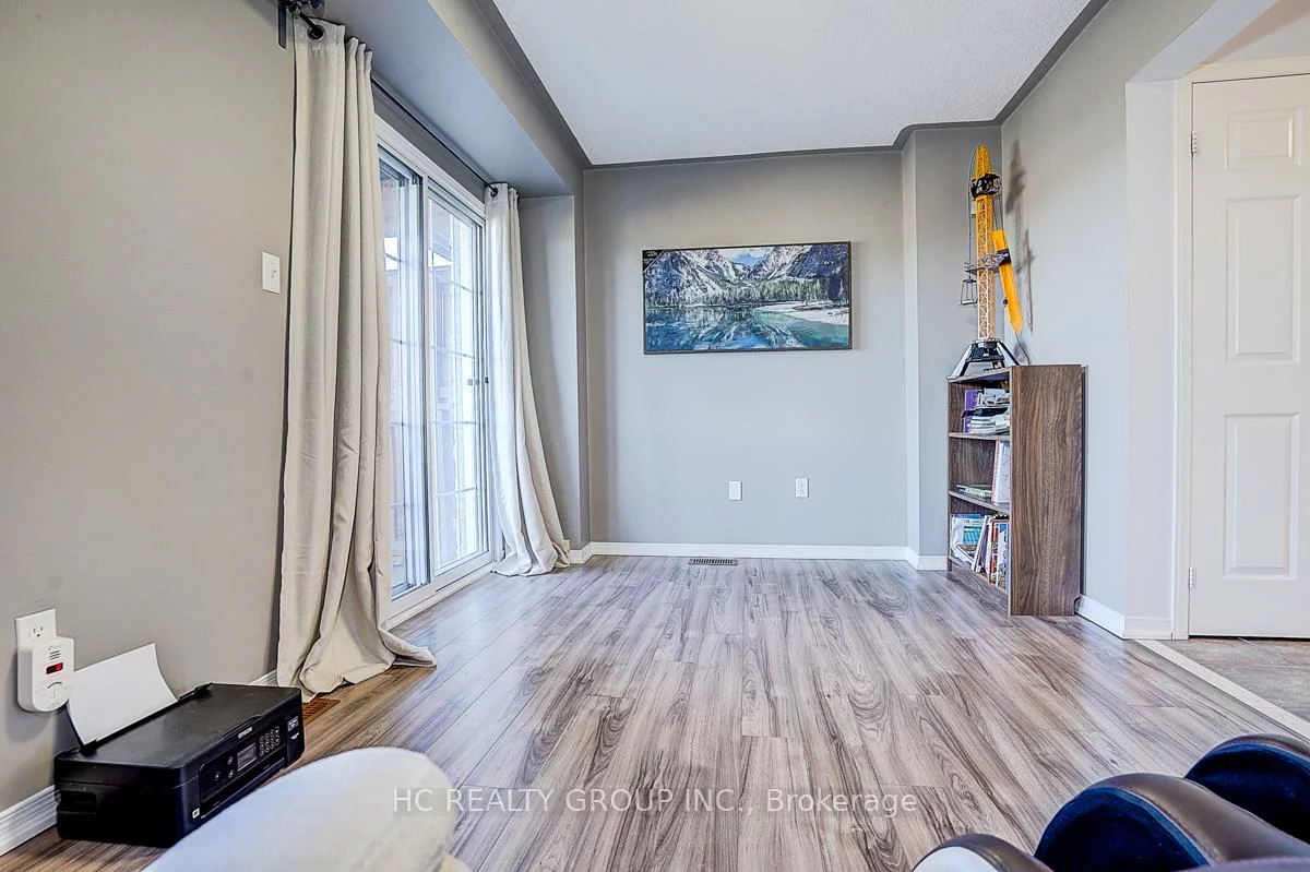 20, Prince Charles, Berczy, Markham