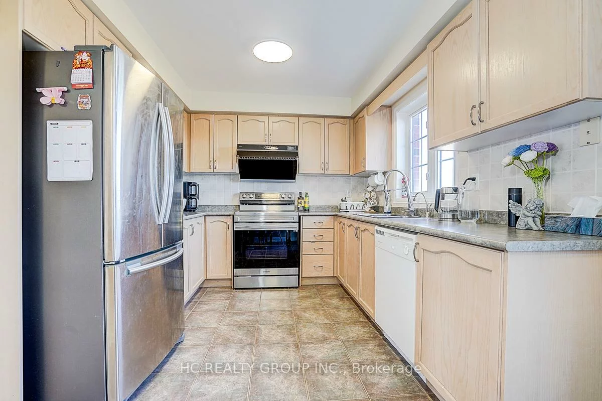 20, Prince Charles, Berczy, Markham
