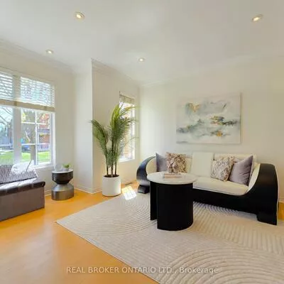 30, Little Angel, Village Green-South Unionville, Markham