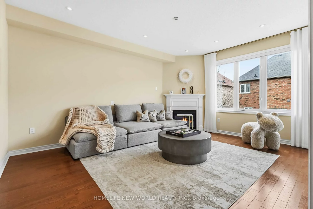 44, Dame Gruev, Greensborough, Markham