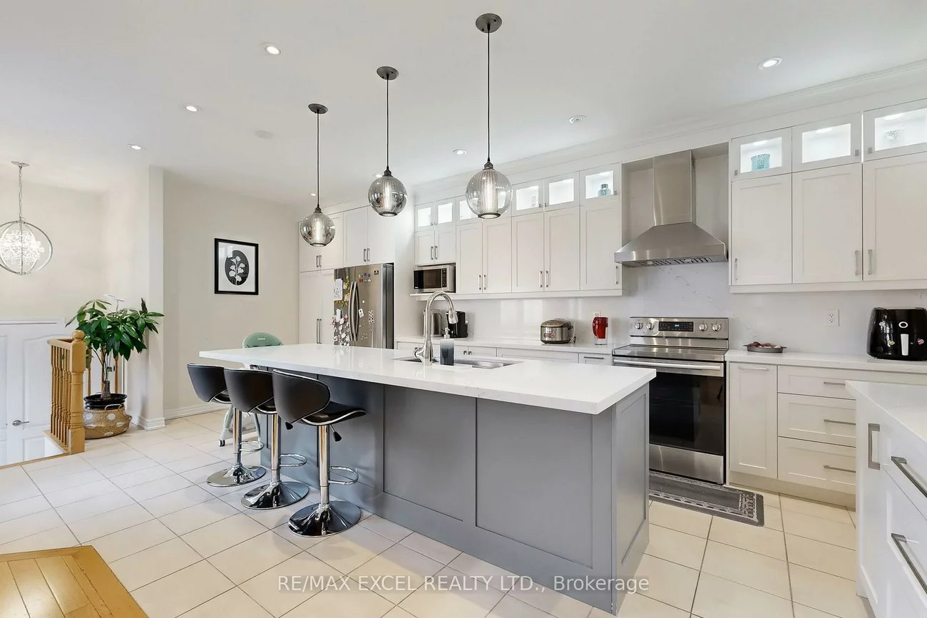 9, Sunnyside Hill, Cornell, Markham