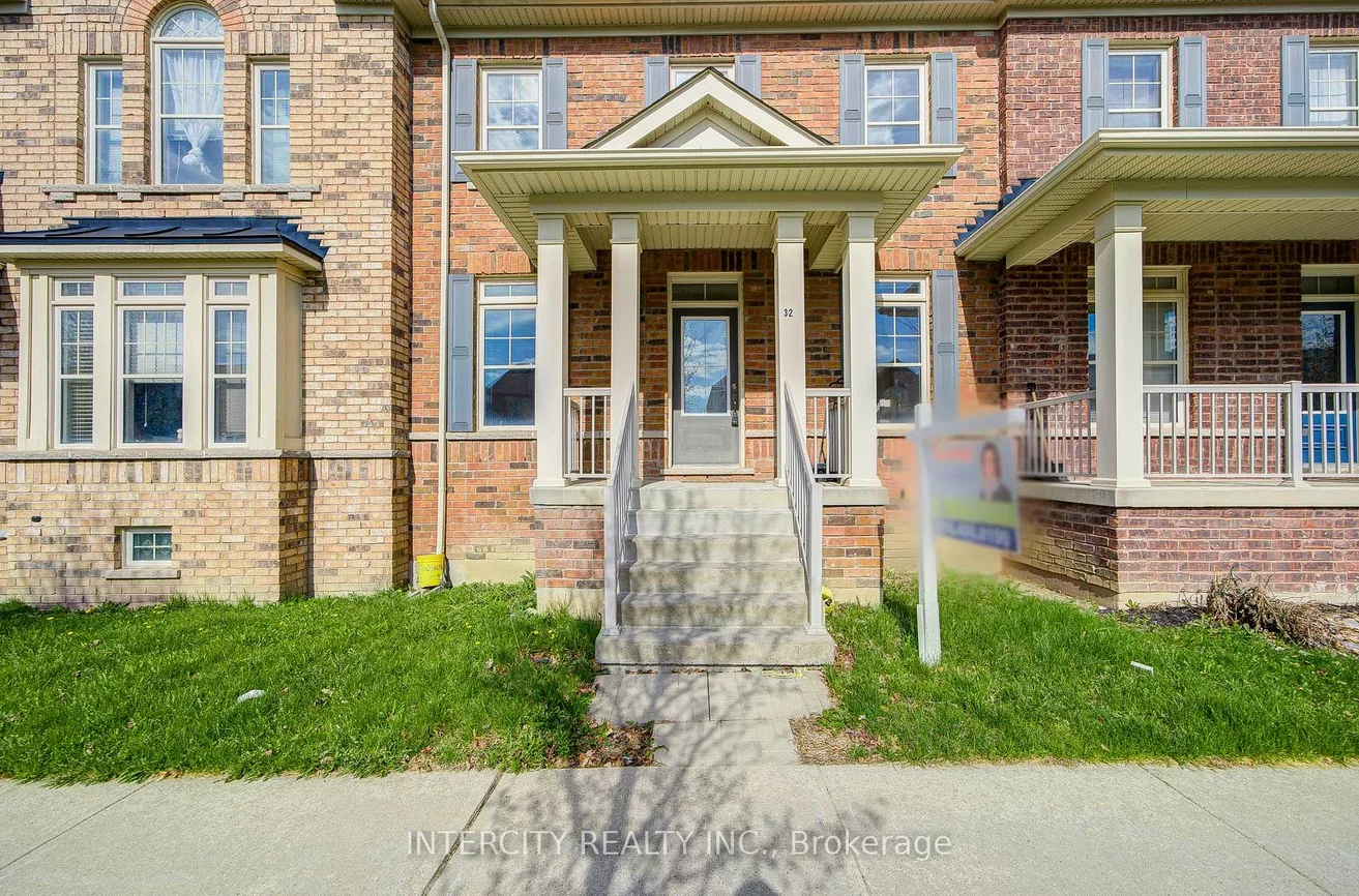 32, Ivory Silk, Cathedraltown, Markham