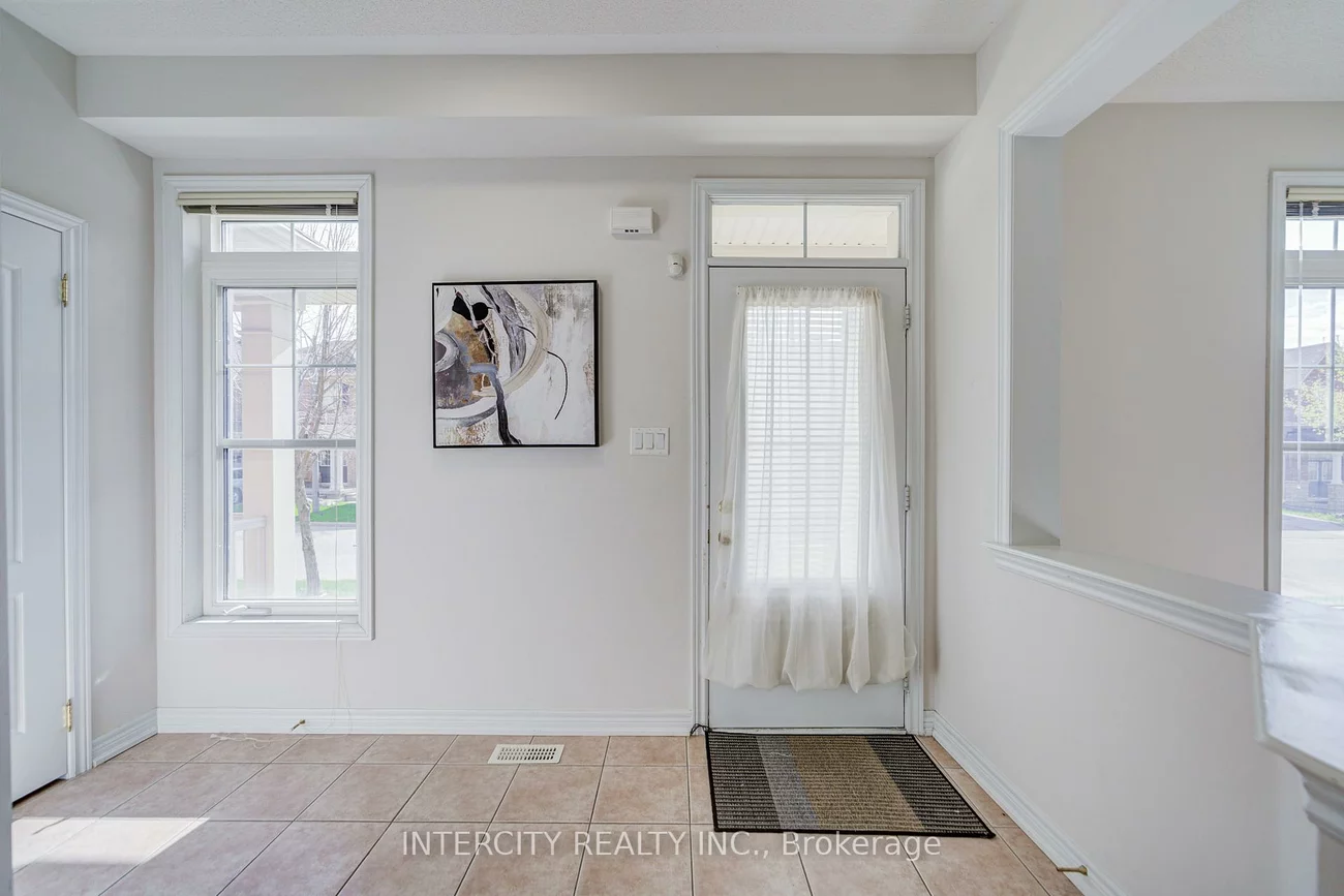 32, Ivory Silk, Cathedraltown, Markham