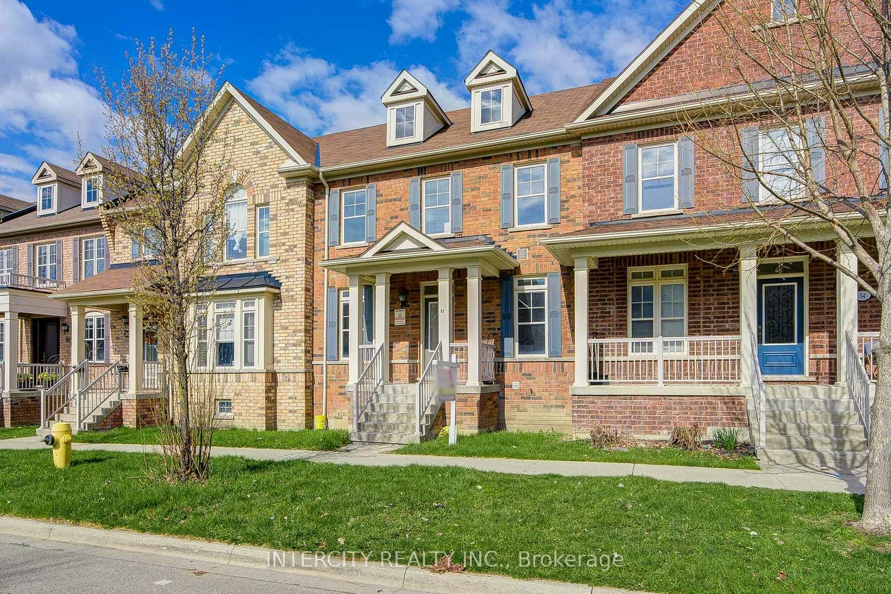 32, Ivory Silk, Cathedraltown, Markham