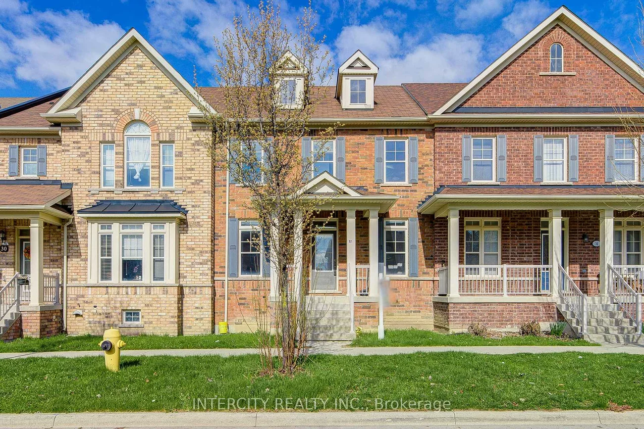 32, Ivory Silk, Cathedraltown, Markham
