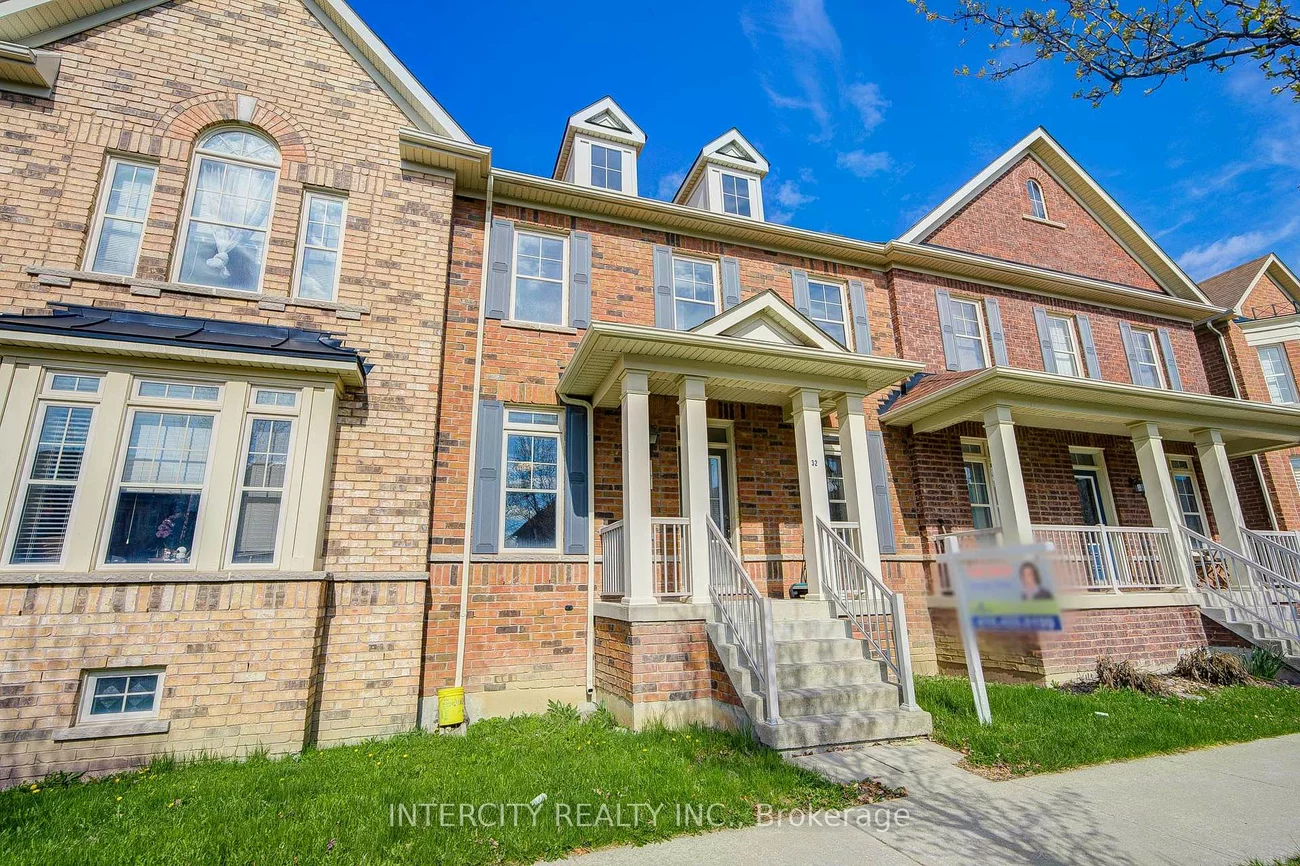 32, Ivory Silk, Cathedraltown, Markham
