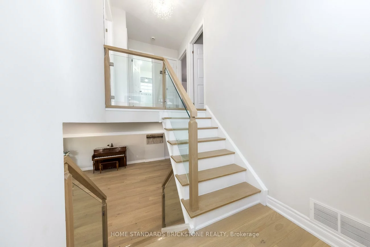 25, Hester, Royal Orchard, Markham