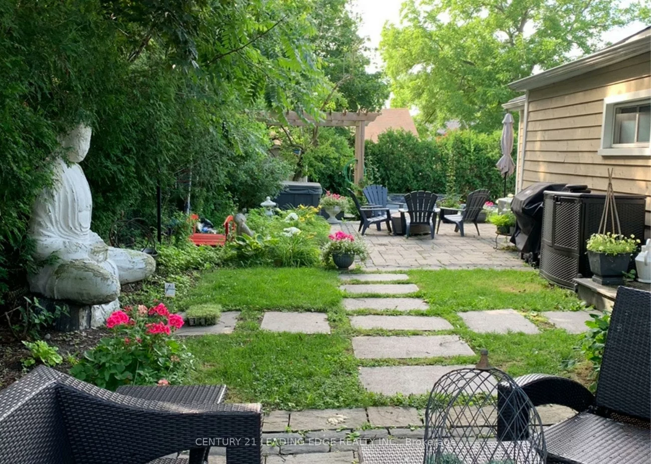 49, Church, Old Markham Village, Markham