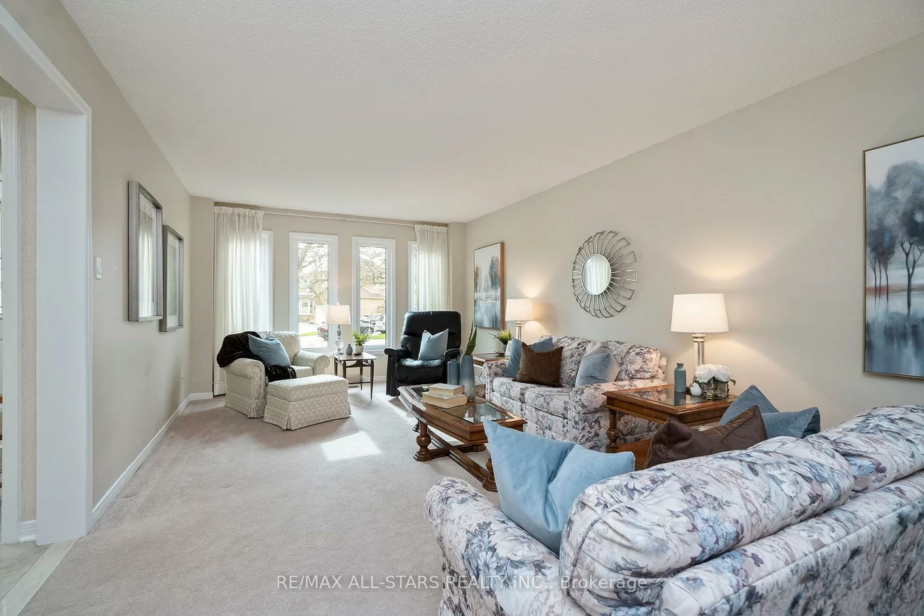 33, Carpenter, Raymerville, Markham
