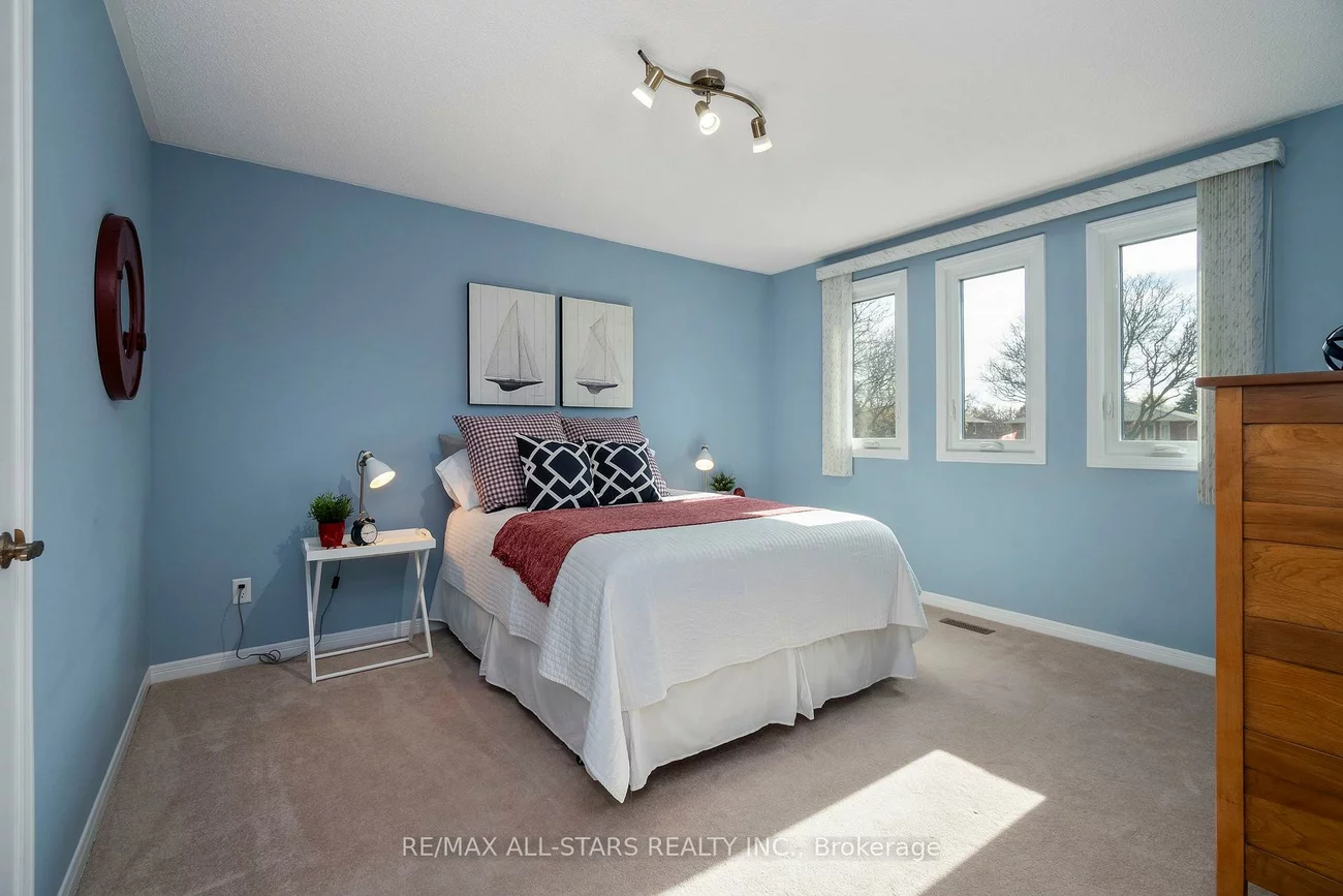 33, Carpenter, Raymerville, Markham