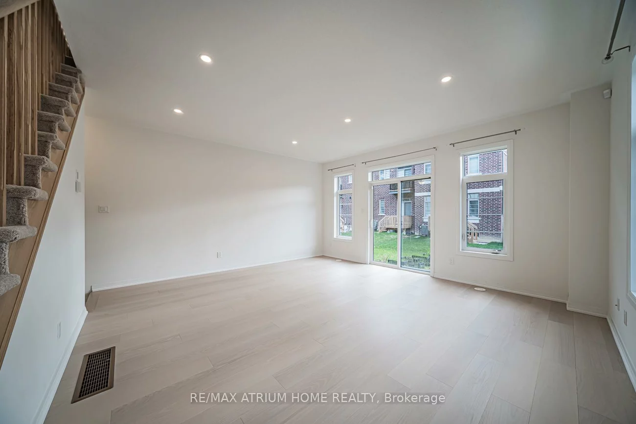 1, Sissons, Cedar Grove, Markham