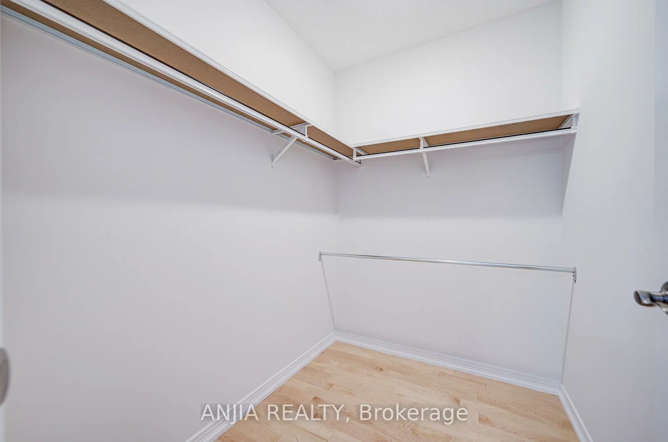 78, Hollylane, Berczy, Markham