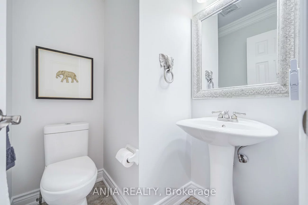78, Hollylane, Berczy, Markham